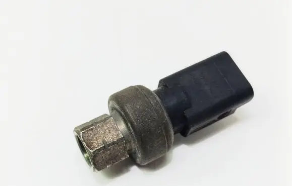 Peugeot 307 Air conditioning (A/C) pressure sensor 9632170780