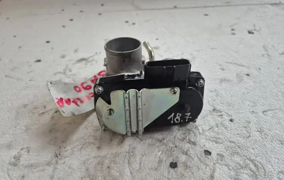 Mitsubishi Space Star Throttle body valve 40005