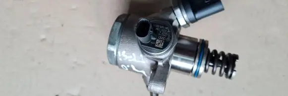 Audi Q5 SQ5 Fuel injection high pressure pump 079127025AE