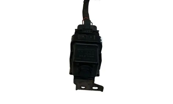 Hyundai Santa Fe Glow plug pre-heat relay 368302F310 R41G0B53