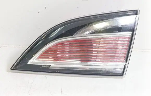 Mazda 6 Tailgate rear/tail lights GS2A513F0
