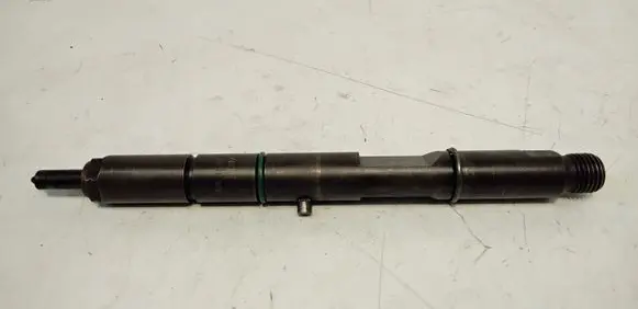 Audi A6 S6 C5 4B Fuel injector 059130201E 0432133836