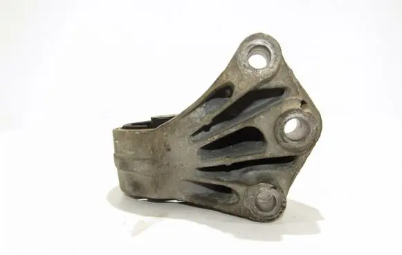 Opel Antara Engine mount bracket