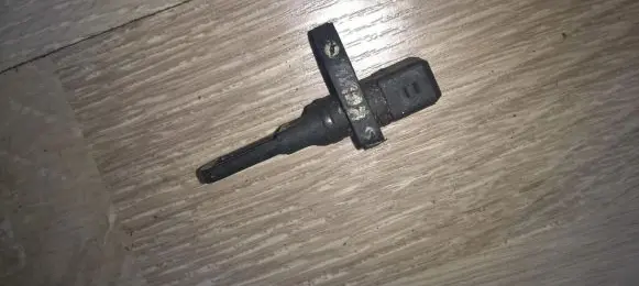 Audi A3 S3 8L Intake air temperature sensor 058905379 0280130085