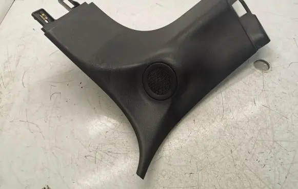 Jeep Grand Cherokee (D) pillar trim (bottom) 5VP14DX9AB