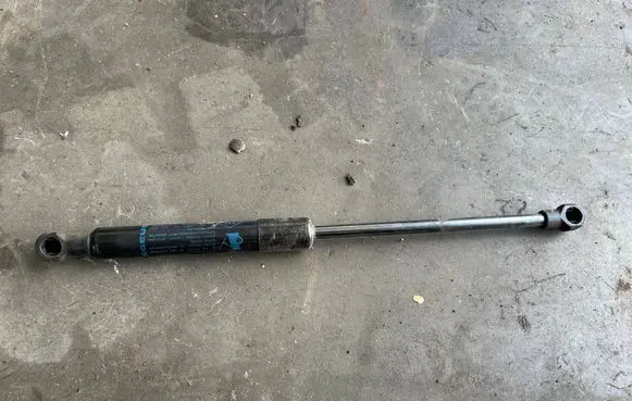 Renault Trafic III (X82) Front bonnet/hood damper/strut 93459492 654702565R