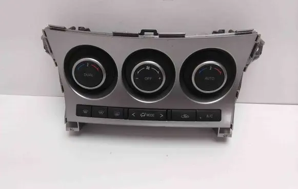 Mazda 3 II Interior fan control switch BBT361190L