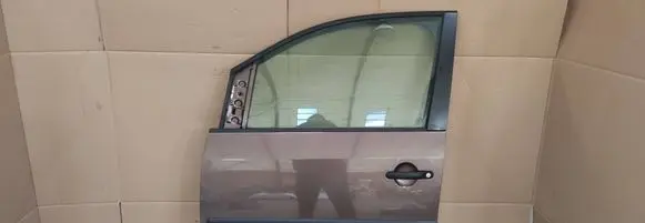 Volkswagen Caddy Front door 
