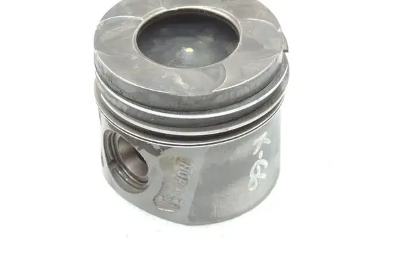 Opel Meriva B Piston 55212096 6237340