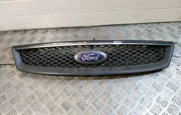 Ford Focus Front bumper upper radiator grill 4M518138AE 4M518200BO
