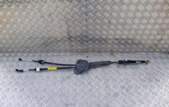 Gear shift cable linkage