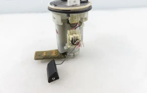 Toyota Corolla Verso E121 In-tank fuel pump 770200F010