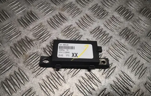 Land Rover Discovery 3 - LR3 Other devices YWY000120