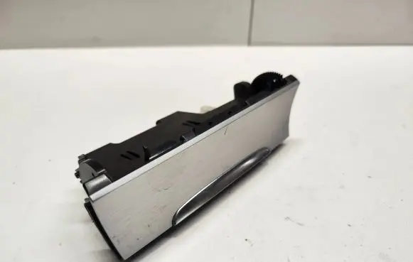 Ashtray (front)