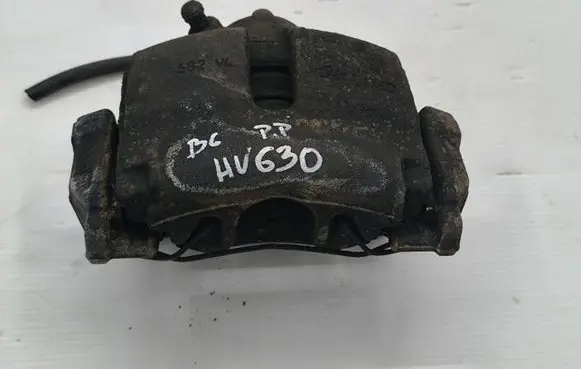 Volkswagen PASSAT B6 Front brake caliper
