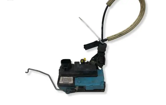Volvo V70 Front door lock 30663042