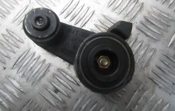 Volvo S40, V40 Belt tensioner pulley F2208606 F-2208606
