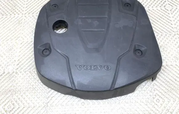 Engine cover (trim)
