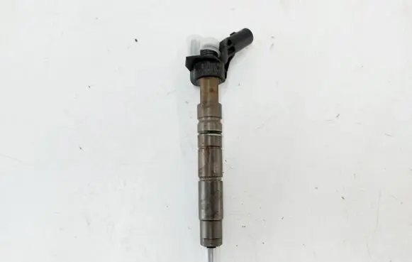 Fuel injector