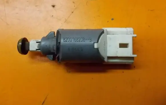 Renault Scenic II - Grand scenic II Brake pedal sensor switch 8200168238