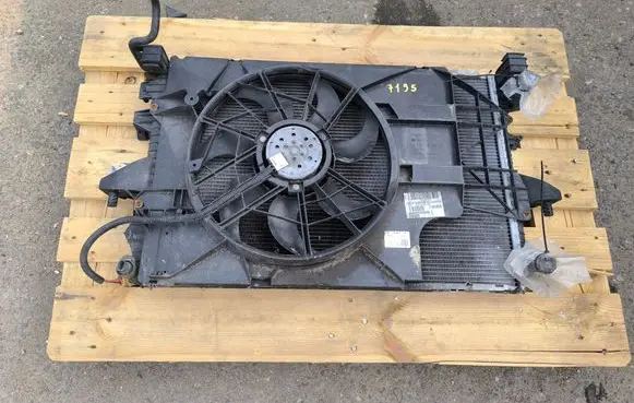 Volkswagen Transporter - Caravelle T5 Radiator set 7H0805598 864965 96683