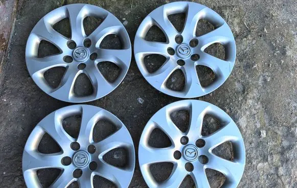 Mazda 3 II R16 wheel hub/cap/trim BBM237170