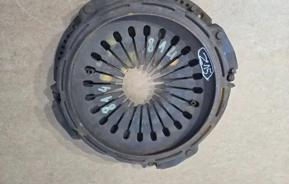 Mercedes-Benz C W203 Pressure plate MFZ310