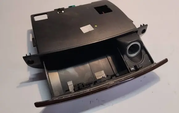 Mercedes-Benz S W220 Car ashtray A2206800252