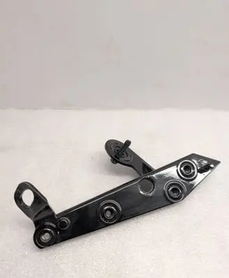 Land Rover Range Rover Velar Fender mounting bracket J8A216290AA