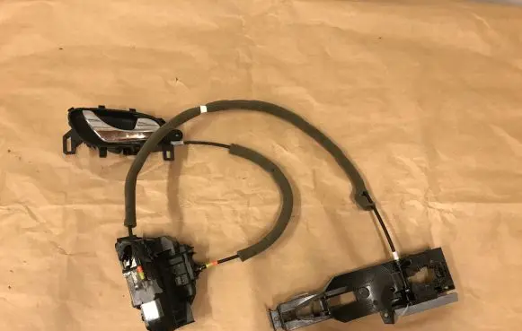 Nissan Qashqai Front door interior handle