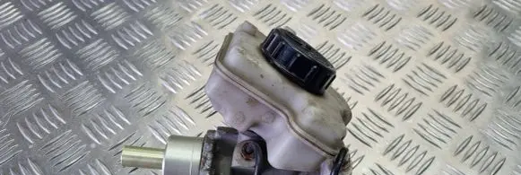 Peugeot 106 Master brake cylinder 9633025580A 9633025580