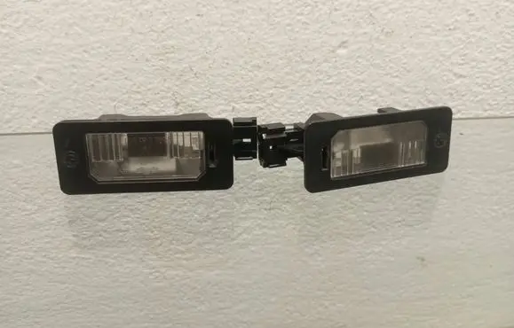 Number plate light