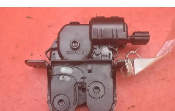 Renault Clio I Tailgate/trunk/boot lock/catch/latch 846307169R