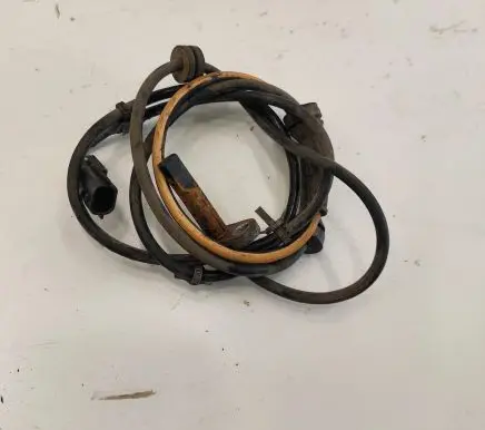 Nissan Leaf II (ZE1) ABS brake wheel speed sensor