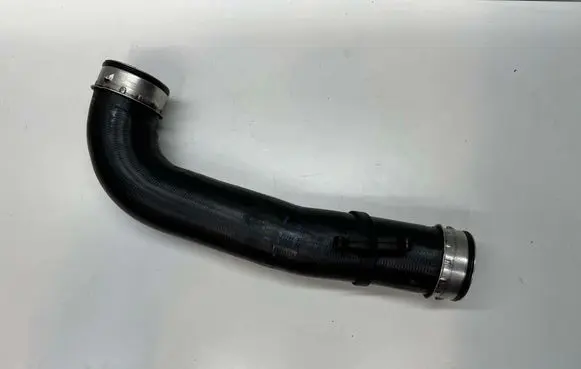 Intercooler hose/pipe