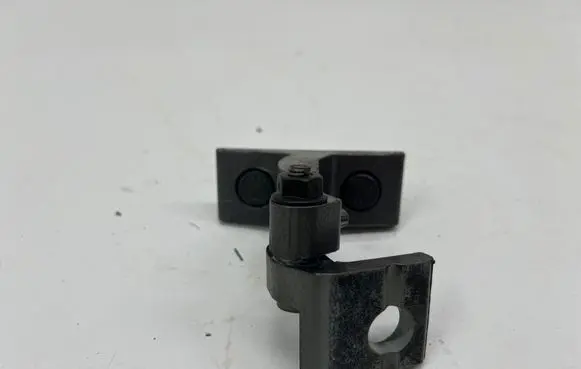 Mercedes-Benz CLA C118 X118 Front door upper hinge 
