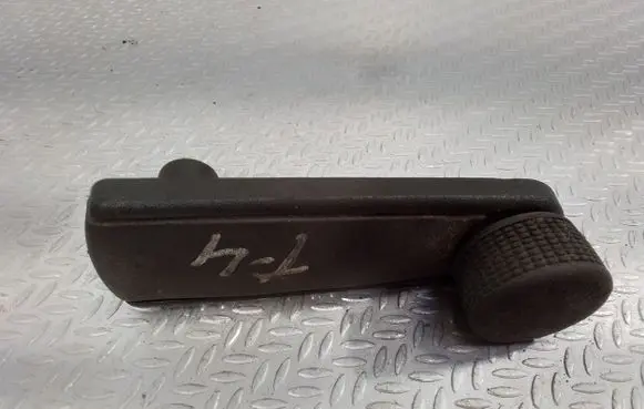 Volkswagen Transporter - Caravelle T4 Front door window winding handle 357837581 35783758101C