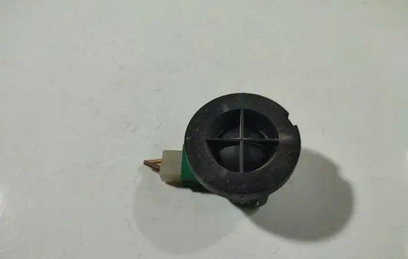 Opel Zafira A Front door speaker 90520836