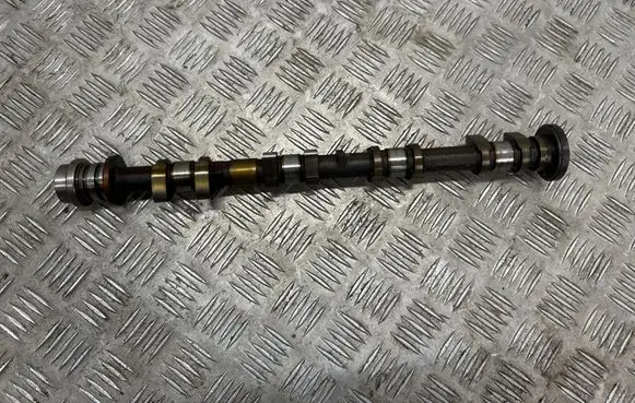 Ford Fusion II Camshaft DS7G6A270