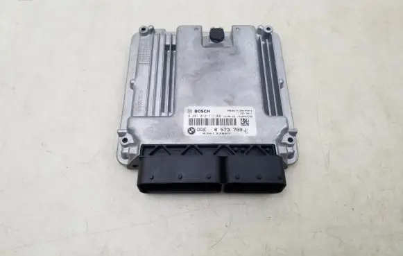 BMW 5 F10 F11 Engine control unit/module 8573789