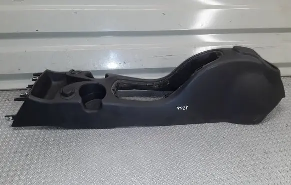 Citroen C3 Picasso Center console 9682879177 9682548377