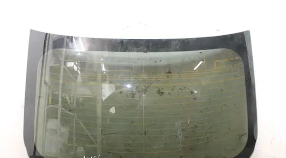 Infiniti Q50 Rear windscreen/windshield window 