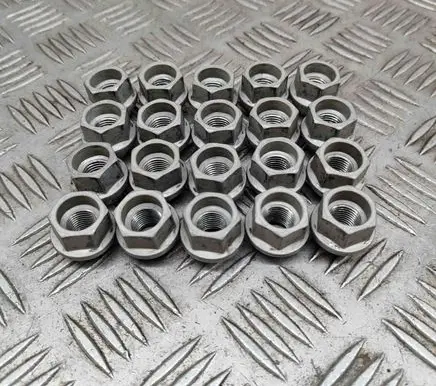 Tesla Model Y Nuts/bolts 102700200B