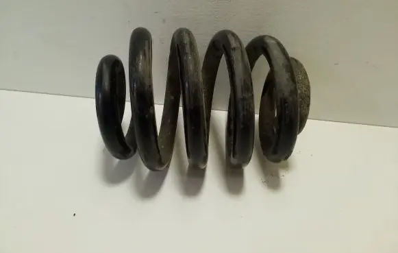 Volkswagen Transporter - Caravelle T5 Rear coil spring