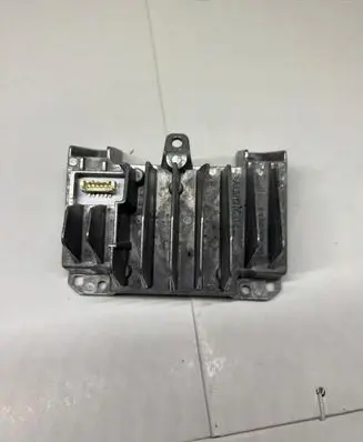 Mercedes-Benz C W205 LED ballast control module 1305715204
