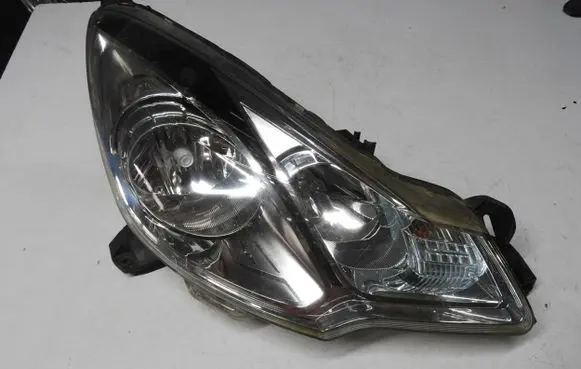 Citroen DS3 Headlight/headlamp 9677038180