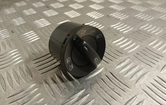 Light switch