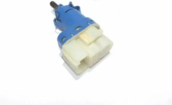 Iveco Daily 6th gen Brake pedal sensor switch 50520116