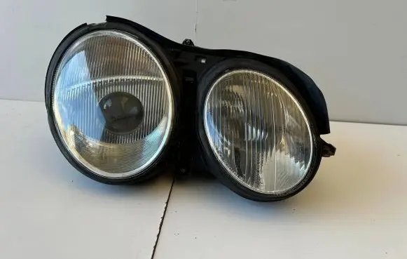 Mercedes-Benz CL C215 Headlight/headlamp 2158200261