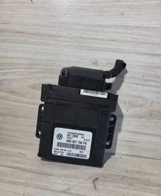 Volkswagen Touareg I Gearbox control unit/module 09D927750FA H61S0992 MSLA017916